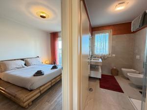 10 Min Walk from the Beach, Free Swimming Pool