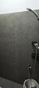 Room in downtown davao - Easy access to everything!