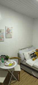 Room in downtown davao - Easy access to everything!