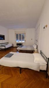 Dock Bay Lodge Hostel