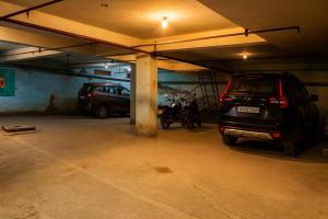 Hotel Earth By Aashiyana