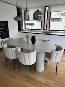 Spacious apartment full renovated in Glyfada