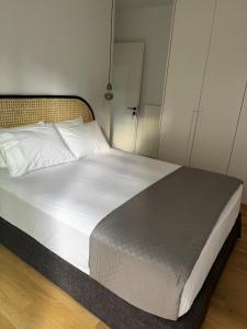 Spacious apartment full renovated in Glyfada