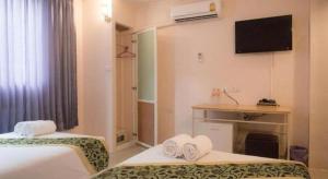 BIRD ROOM HOTEL - PRATUNAM