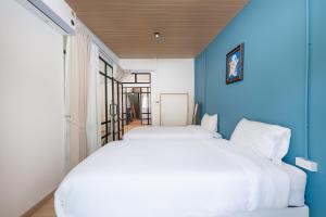 My Hidden Oasis in Old City 4 beds 3 bathrooms