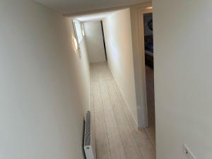 Houseboat the Otter incl free boat and supboards