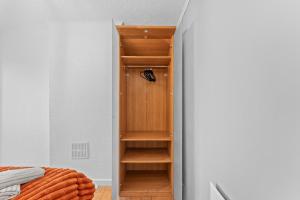 The Clyde Residence Sleeps 6