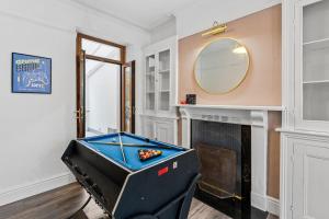 The Clyde Residence Sleeps 6