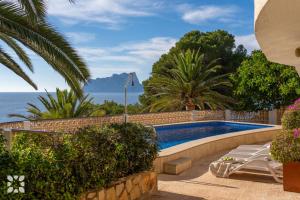 Villa Dauphin by Abahana Villas