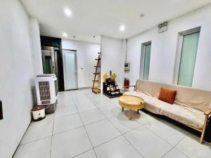 Jasmine West Lake Apartment