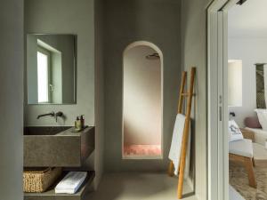 Casa Botanica - Heather