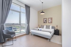 Free housekeeping visits during your stay - StayShort Bright & Cozy Studio in the Heart of Business Bay