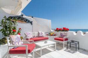 Superb Large Apartment on the Beach