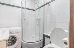 11 listopada Comfort Apartment by BookingHost