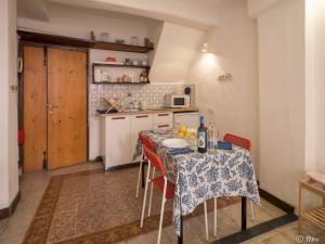 Rundanina Village Life Studio plus Single Room with AC
