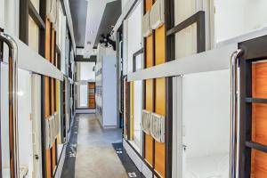 Sleepbox Hostel Suratthani