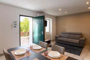 Casa Limone - Studio apartment with private courtyard