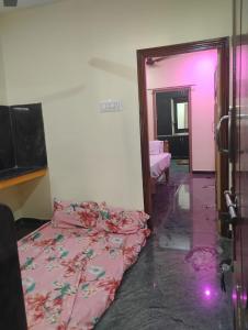 JR Home Stay Opp to Big Temple