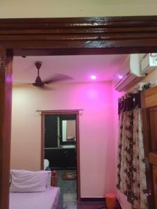 JR Home Stay Opp to Big Temple