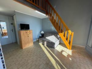 5018 CAP DAGDE JOLI T2 MEZZANINE - PISCINE - Proche village naturiste