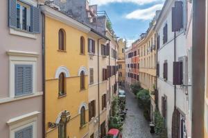 Trastevere Petite Escape
