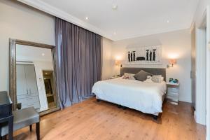 Luxurious Suite at Cape Royale