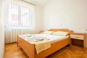 Apartment Vesna 3 with terrace