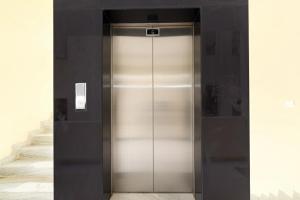 Hotel Velvet Stay Near DLF Cyber City