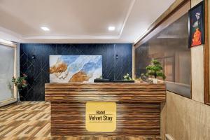 Hotel Velvet Stay Near DLF Cyber City