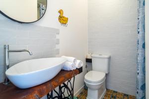 Villa fronte mare a Fontane Bianche con accesso diretto al mare