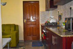 Quency Topstay Kisumu