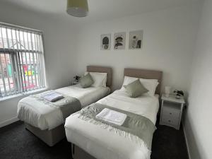 Contractors, Discounts, Free Parking, 4 BR, Sleep7