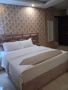 Beirut Hotel 1