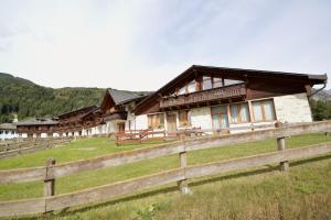 Residence Adda Bormio - Appartamento mansarda con garage privato a 900m dal centro