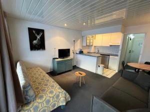 Studio sudouest à Tignes avec accès ski et wifi - FR-1-449-73