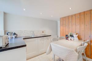 2 Bed in Southwold oc-hsc