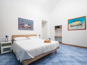 Ficus Home - De Vivo Realty