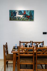 Modern 2BR Condo 10min from beach and Souk