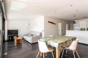 Tramontana 28B by Escape Home