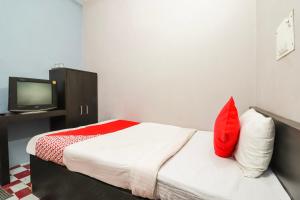 Hotel O by OYO The Highway Inn