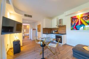 la maison dorée img12