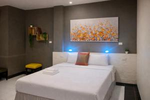 Shalom Center chaweng Samui