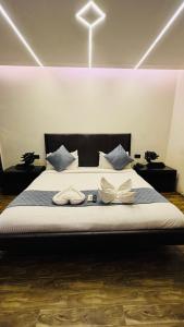 THE SLATE HOTEL NUMGAMBAKKAM Near US EMBASSY & APPOLLO HOSPITAL