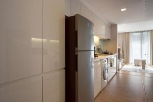 2BR2BA BTS Thonglor Rooftop Pool Gym BBQ Low