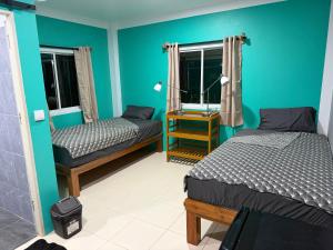 Family and Friends Lanta