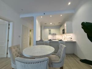 Sweet Inn-Luxurious & Brand new One Bedroom in Mayas Geneva with huge balcony