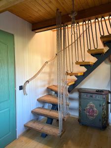 Clop&Cojoc Rustic old wooden house