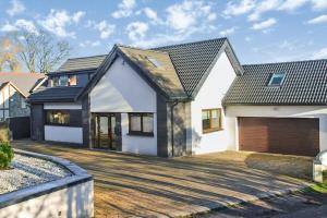 Greystone at Milton Hill