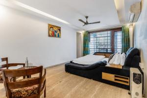 3bhk- New Friends Colony- LIFT- South Delhi