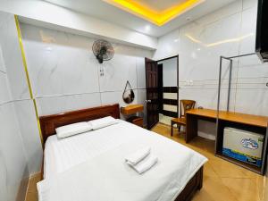 Khách Sạn Bình Dung